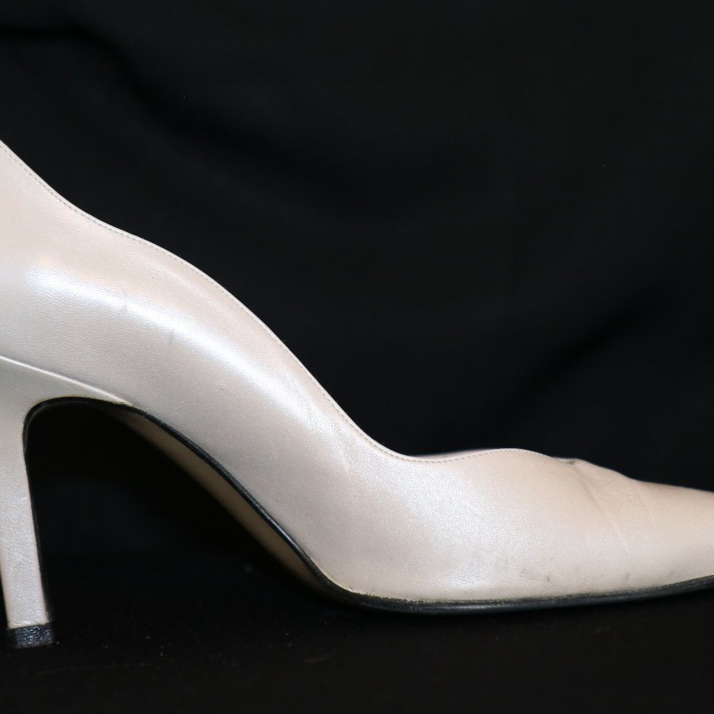 ARNOLD CHURGUN PUMPS SIZE 9 USED CHAMPAGNE - Picture 2 of 10